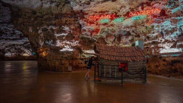 Meramec Caverns