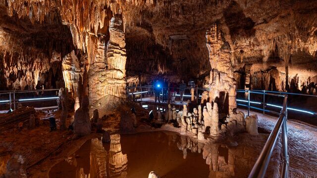 Onondaga Cave State Park